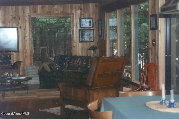 $1,249,500 | 20 Bartoo Is Shore, Coolin, ID 83821