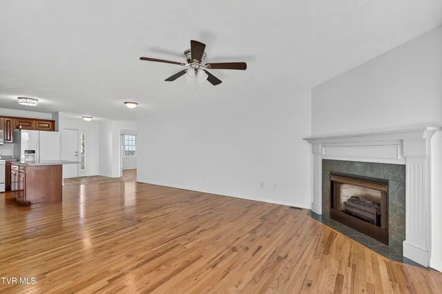 $259,000 | 16311 Chase Lane, Abingdon, VA 24210