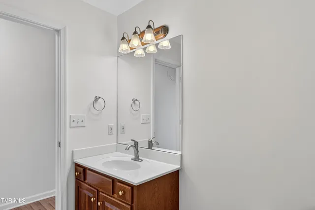 $259,000 | 16311 Chase Lane, Abingdon, VA 24210