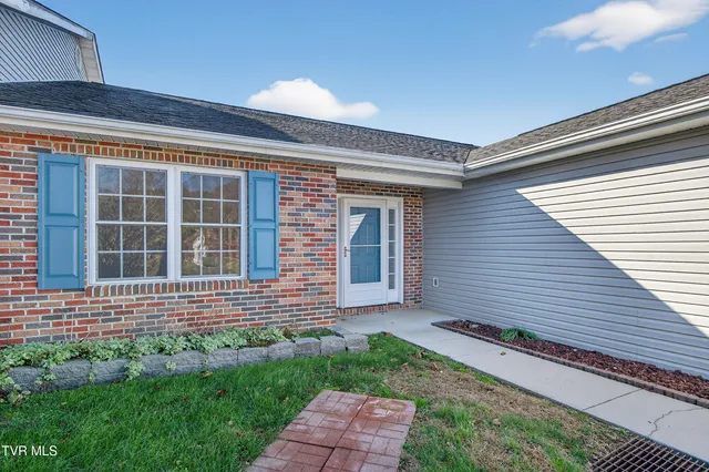 $259,000 | 16311 Chase Lane, Abingdon, VA 24210