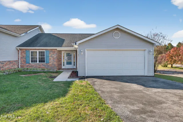 $259,000 | 16311 Chase Lane, Abingdon, VA 24210