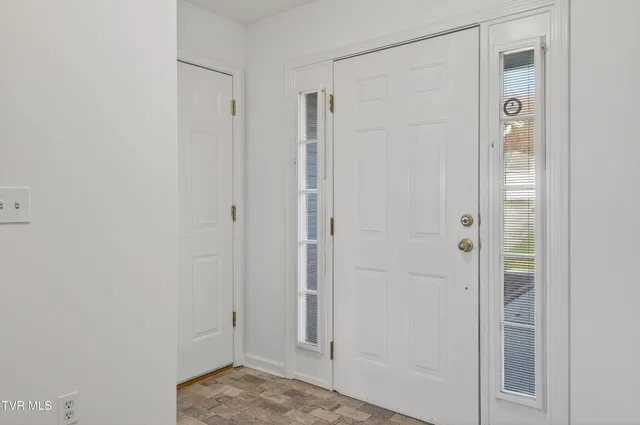 $259,000 | 16311 Chase Lane, Abingdon, VA 24210