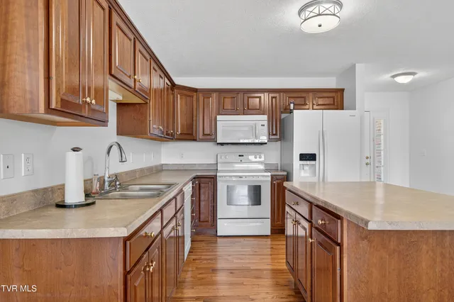 $259,000 | 16311 Chase Lane, Abingdon, VA 24210