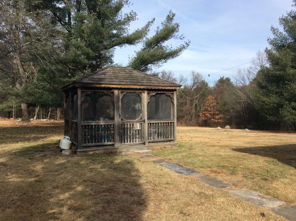 28 South Acton Road Stow, MA 01775 - Photo 10 of 12