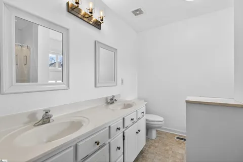 $309,900 | 7 Fitzpatrick Court, Fountain Inn, SC 29644