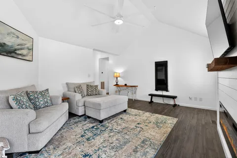 $309,900 | 7 Fitzpatrick Court, Fountain Inn, SC 29644