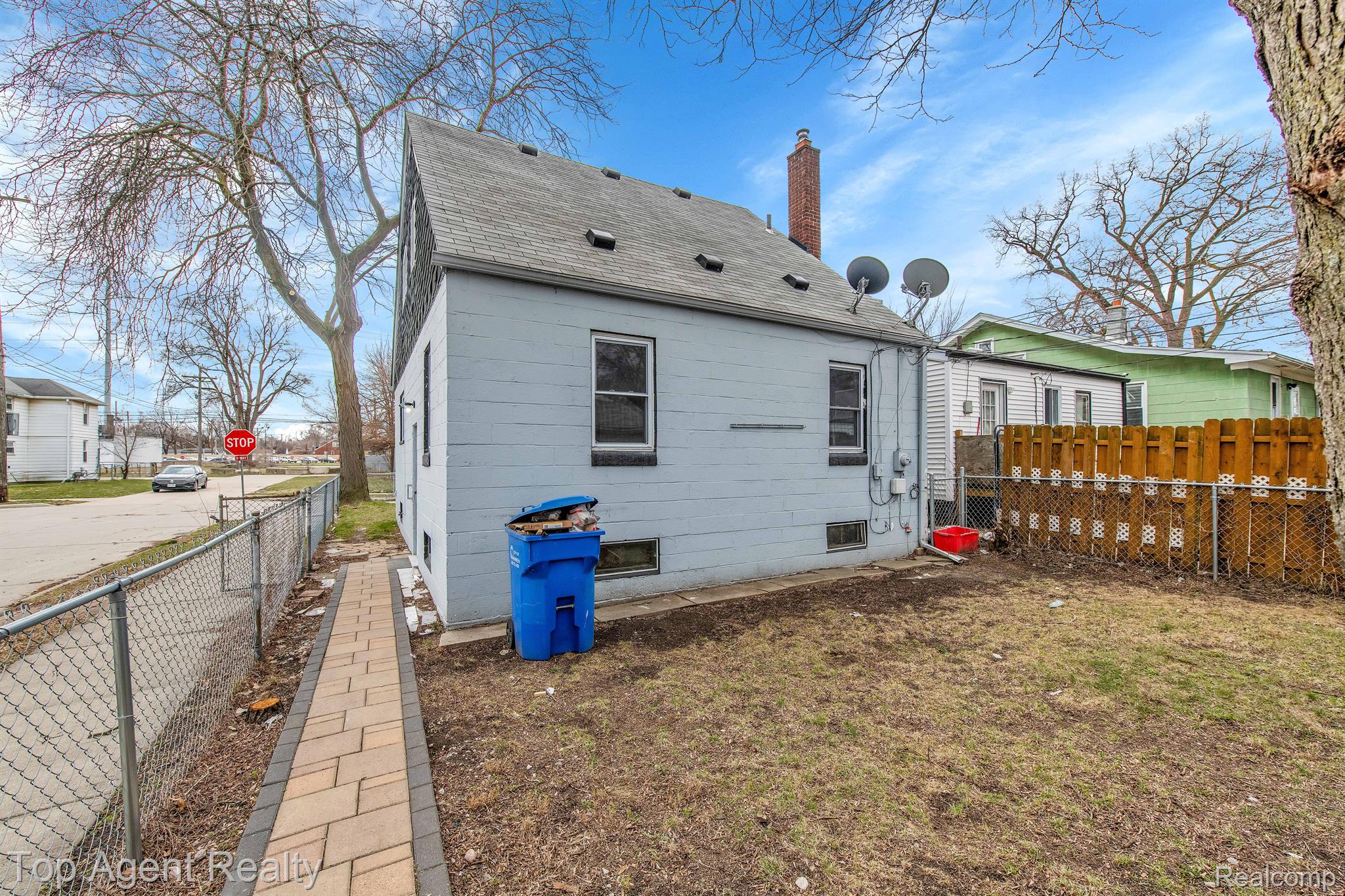 8119 Rivard Avenue Warren, MI 48089 - Photo 26 of 30 Gallery Image 26