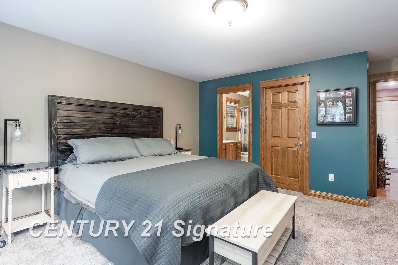 886 Schust Road Saginaw, MI 48604 - Photo 23 of 34