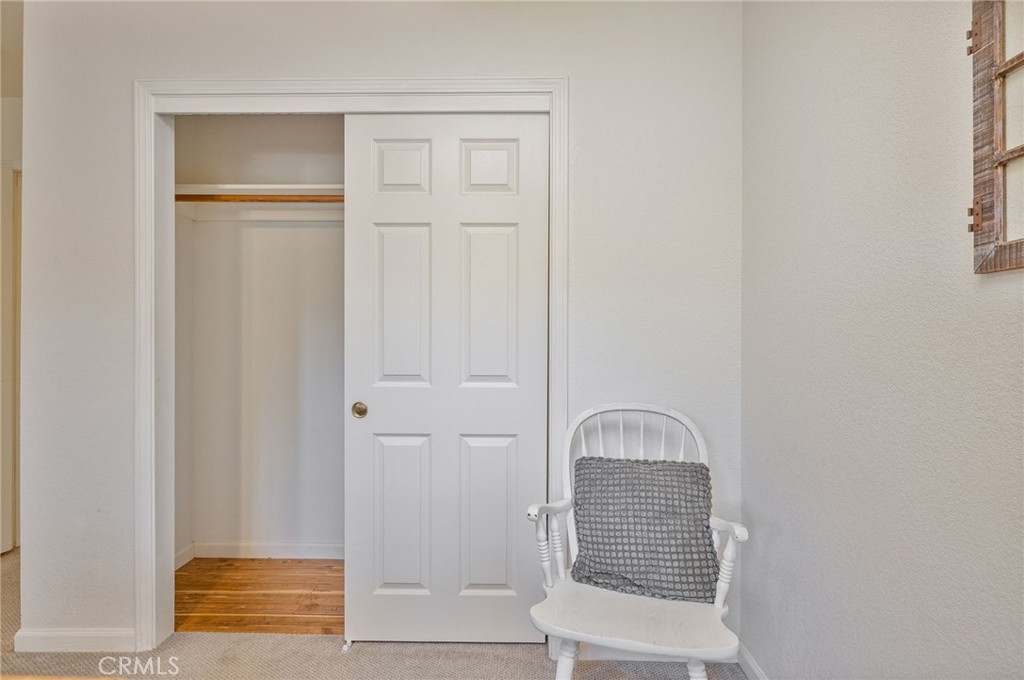 39301 Moonray Lane Oakhurst, CA 93644 - Photo 33 of 55 a view of entryway with bedroom