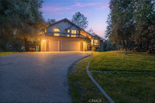 $649,000 | 39301 Moonray Lane, Oakhurst, CA 93644