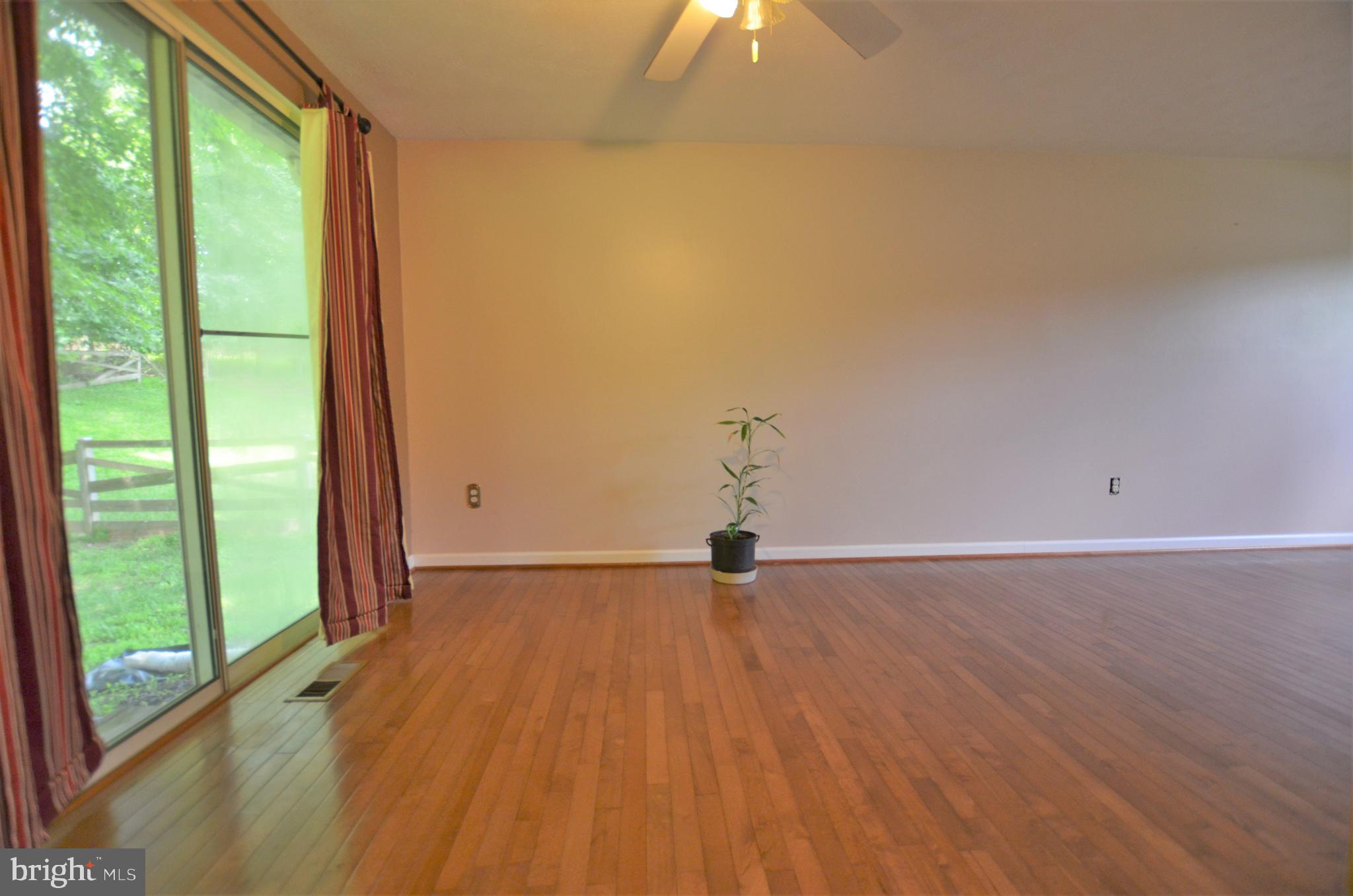 4713 Hawksbury Road Baltimore, MD 21208 - Photo 13 of 36