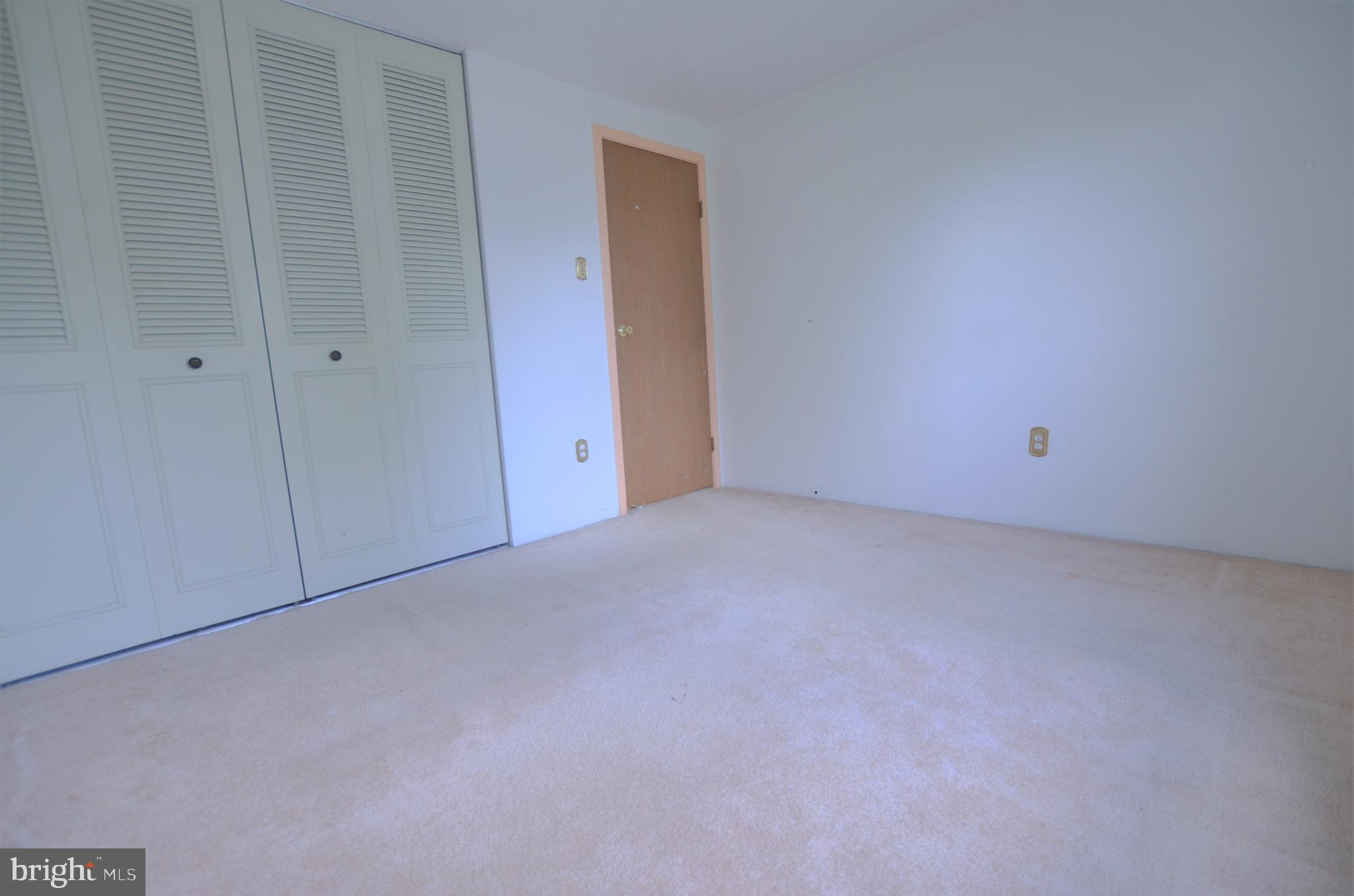 4713 Hawksbury Road Baltimore, MD 21208 - Photo 25 of 36