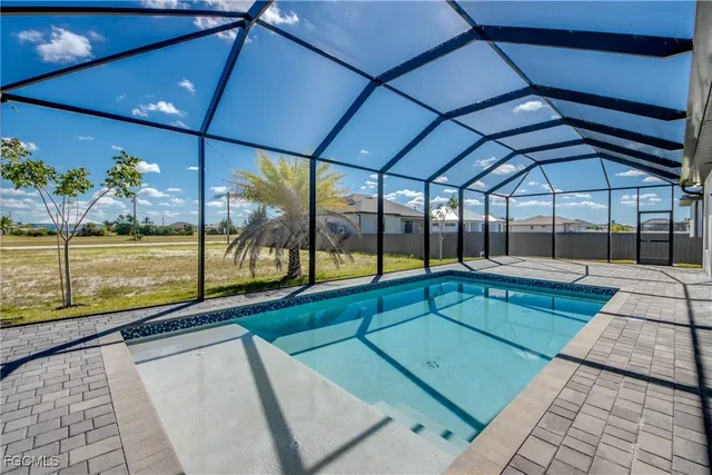 $3,495 | 1531 Northwest 40th Place, Cape Coral, FL 33993