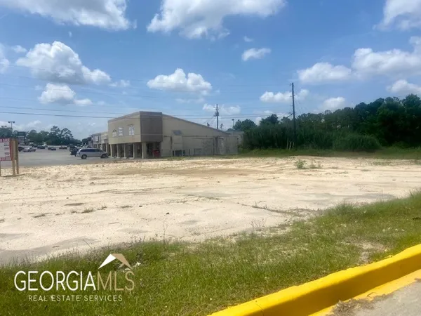 $175,000 | 102 West Oak Street, McRae-Helena, GA 31055