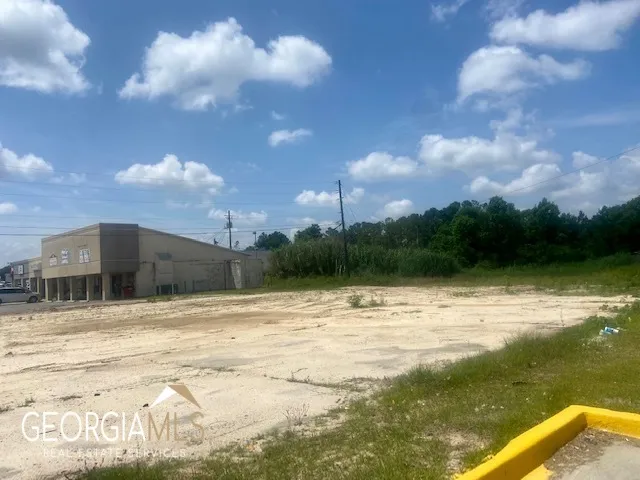 $175,000 | 102 West Oak Street, McRae-Helena, GA 31055