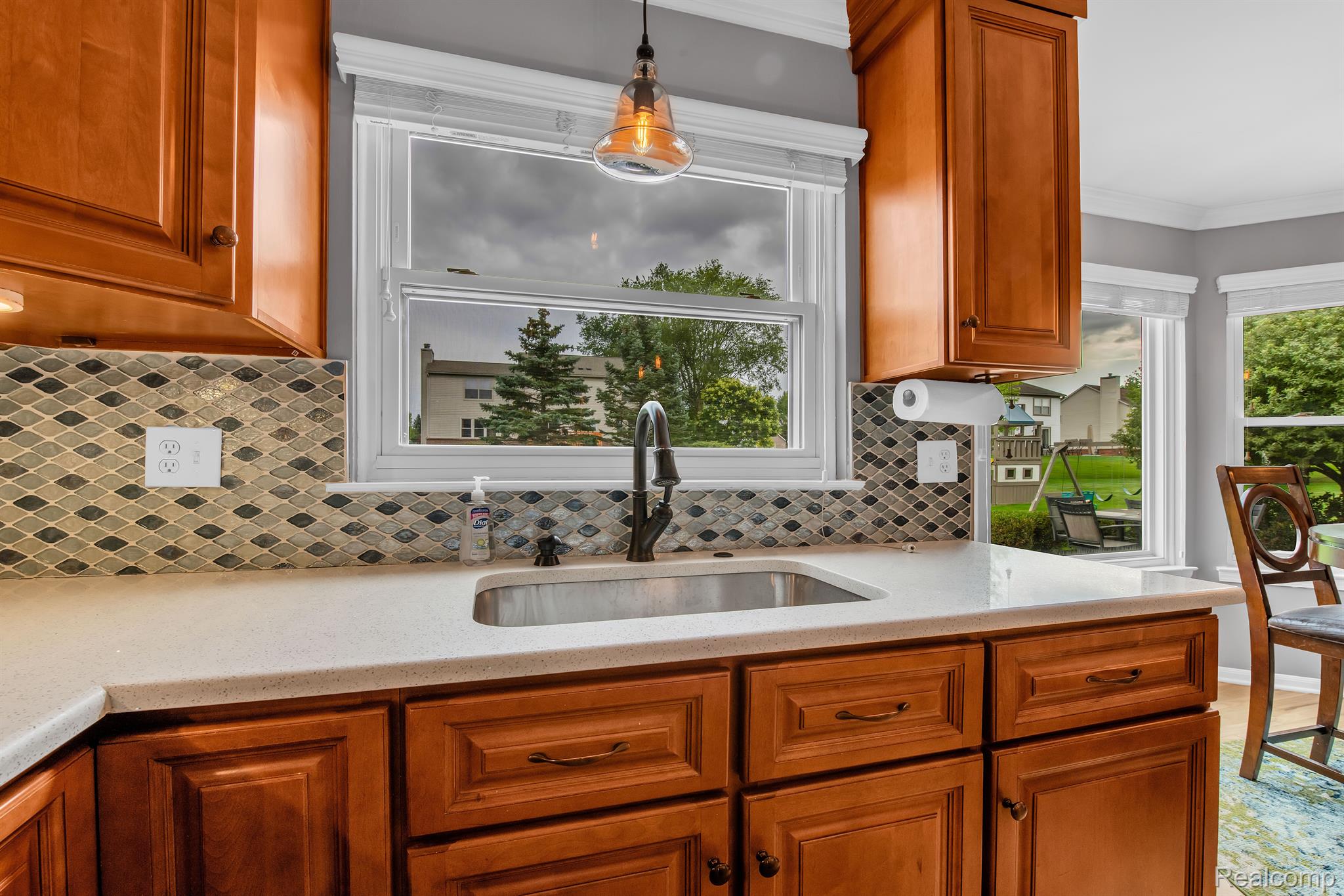 3878 Kossuth Road Lake Orion, MI 48360 - Photo 11 of 40 kitchen