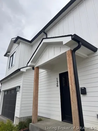 $2,500 | 124-126 East Norwood Avenue, Clarksville, IN 47129