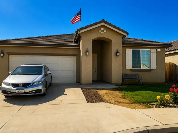 $420,000 | 1121 Wasatch Drive, Madera, CA 93638