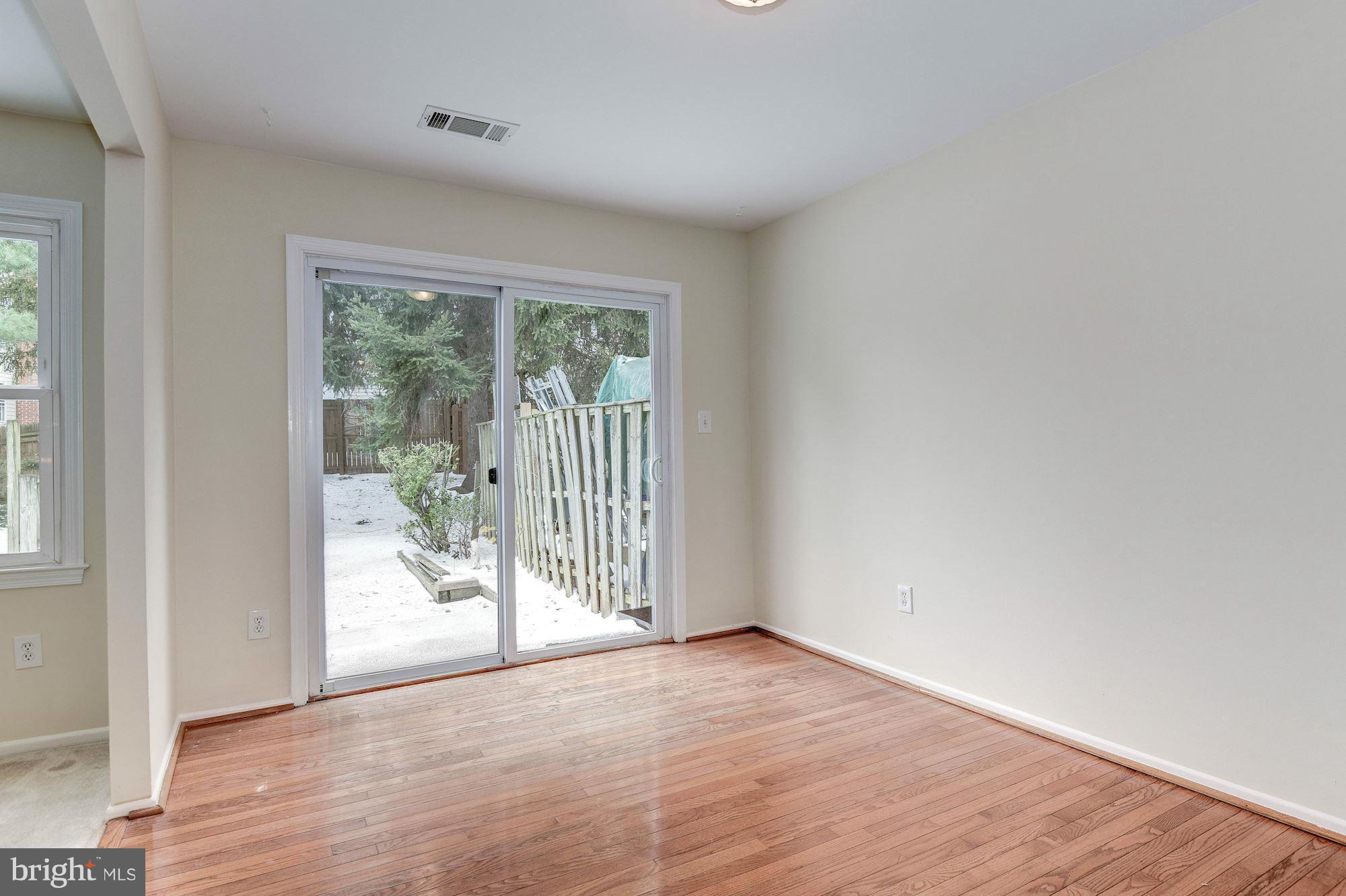 9529 Burdett Road Burke, VA 22015 - Photo 7 of 30 Dining Room