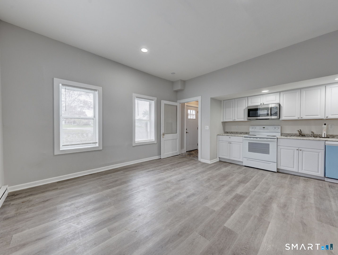 41 East High Street, Unit 7 East Hampton, CT 06424 - Photo 6 of 15