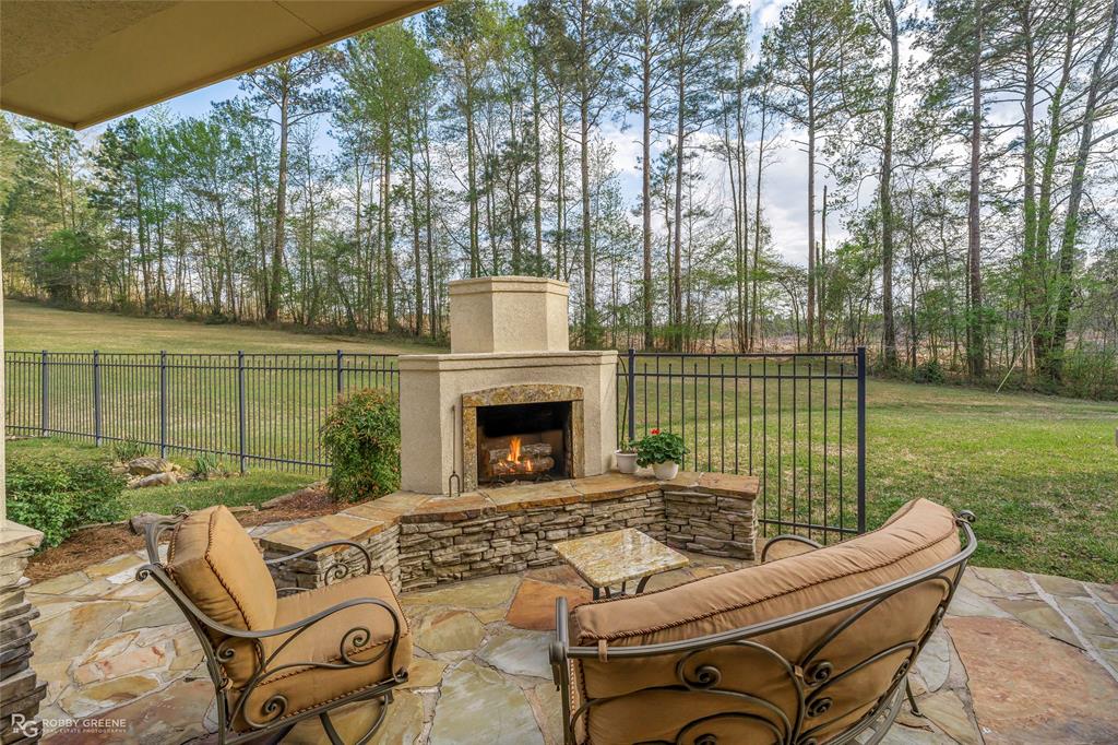 195 Tanglewood Road Homer, LA 71040 - Photo 26 of 37 a view of a patio with a yard