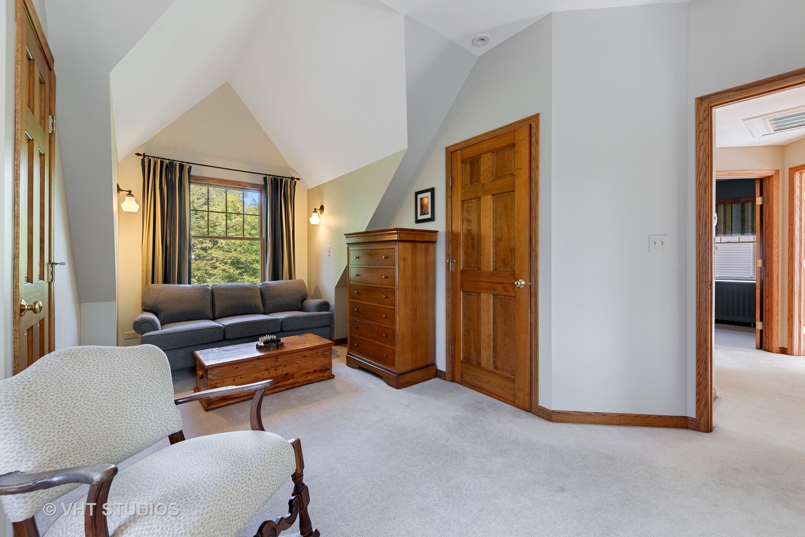 133 Barrypoint Road Riverside, IL 60546 - Photo 12 of 26