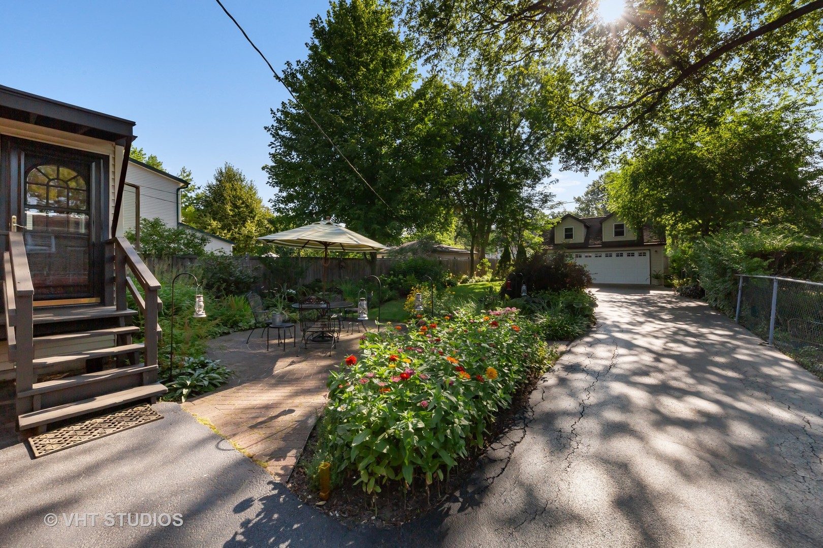 133 Barrypoint Road Riverside, IL 60546 - Photo 19 of 26