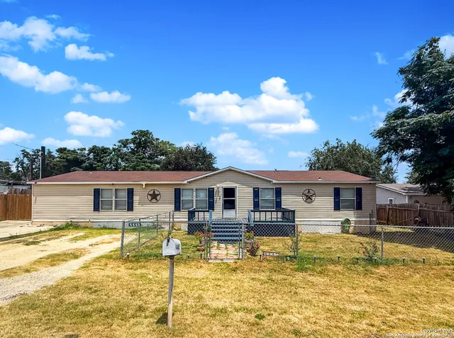 $185,000 | 4445 Smokey Ridge Trail, Von Ormy, TX 78073