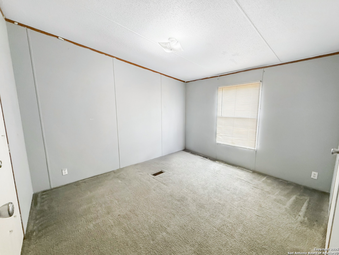 4445 Smokey Ridge Trail Von Ormy, TX 78073 - Photo 21 of 32