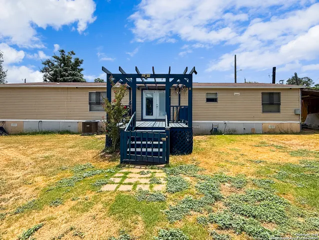 $185,000 | 4445 Smokey Ridge Trail, Von Ormy, TX 78073