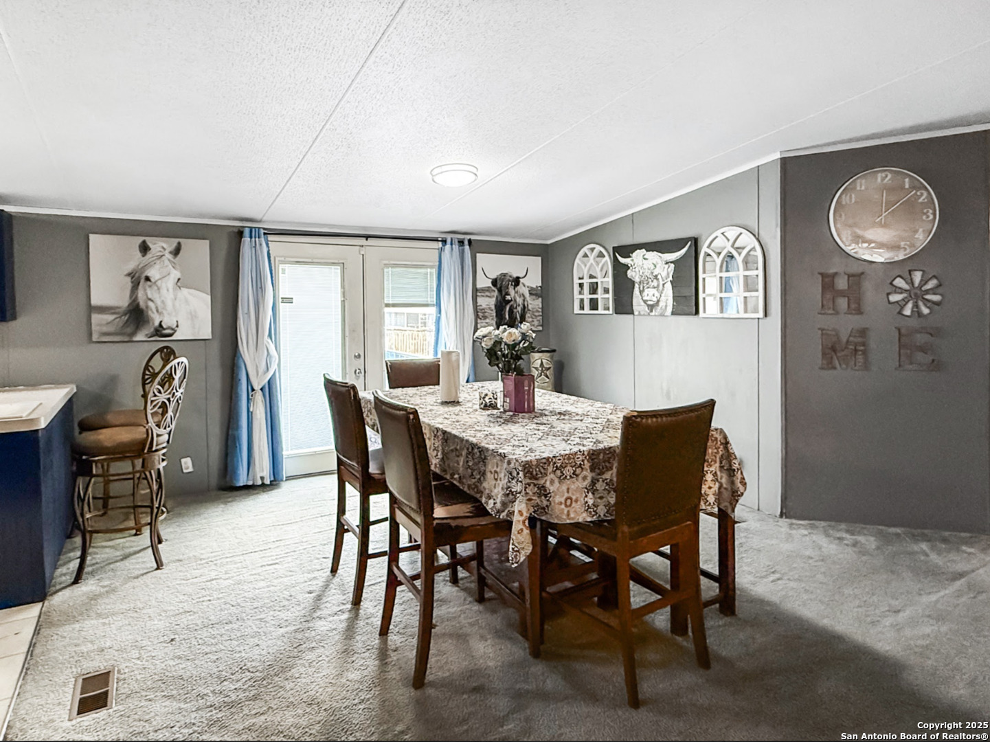 4445 Smokey Ridge Trail Von Ormy, TX 78073 - Photo 6 of 32