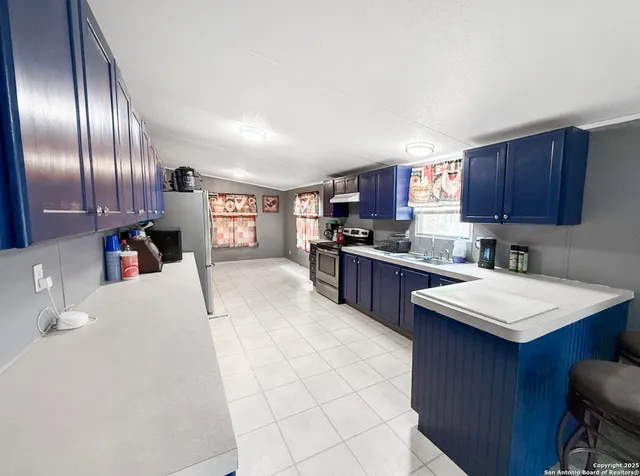 $185,000 | 4445 Smokey Ridge Trail, Von Ormy, TX 78073