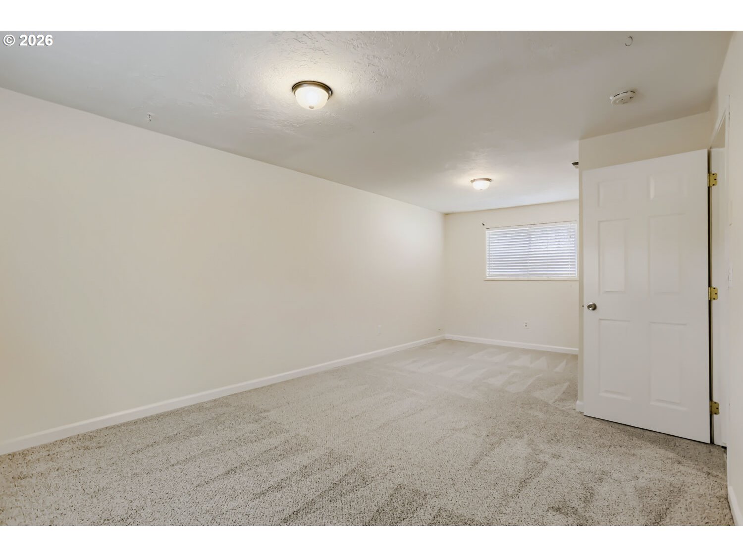 1675 Northeast Juniper Avenue Gresham, OR 97030 - Photo 13 of 29 a view of an empty room