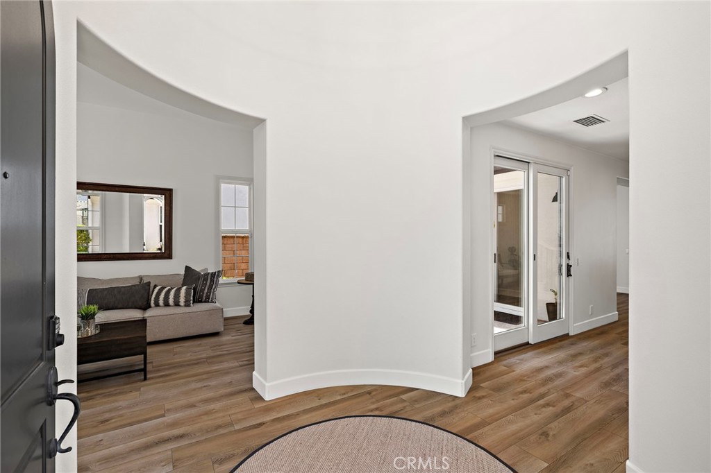 5 Drackert Lane Ladera Ranch, CA 92694 - Photo 4 of 57 Entry