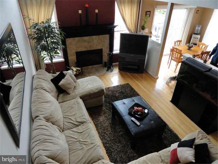 98 Threadleaf Terrace Burlington, NJ 08016 - Photo 13 of 22 Gallery Image 13