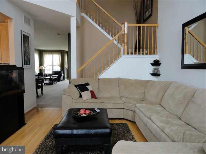 98 Threadleaf Terrace Burlington, NJ 08016 - Photo 14 of 22 Family Room