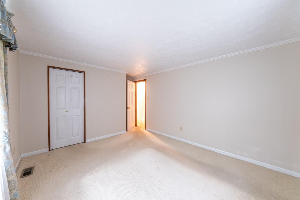 252 Perrymont Road Pittsburgh, PA 15237 - Photo 16 of 24 Gallery Image 16