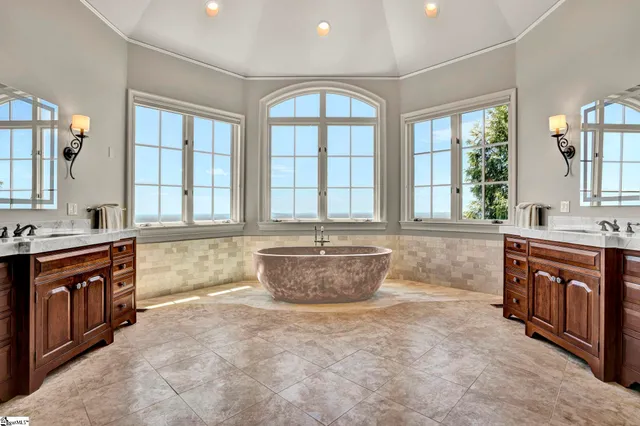 $5,500,000 | 16 High Bluff Court, Travelers Rest, SC 29690