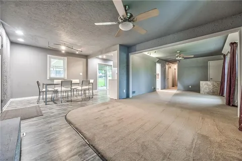 $275,000 | 808 North Apache Drive, Independence, MO 64056