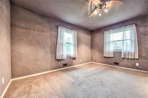 $275,000 | 808 North Apache Drive, Independence, MO 64056