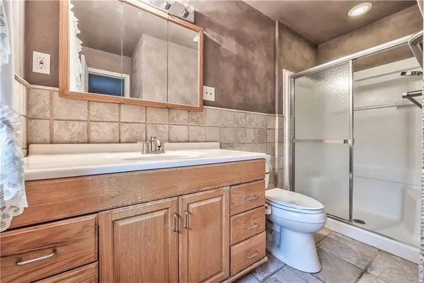 $275,000 | 808 North Apache Drive, Independence, MO 64056