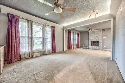$275,000 | 808 North Apache Drive, Independence, MO 64056