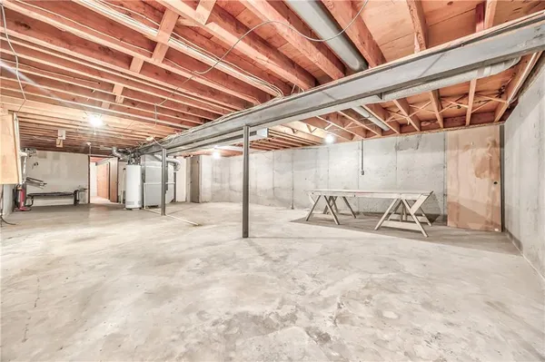 $275,000 | 808 North Apache Drive, Independence, MO 64056