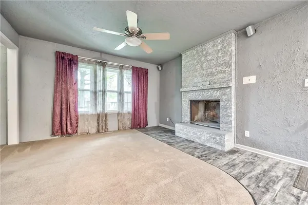 $275,000 | 808 North Apache Drive, Independence, MO 64056