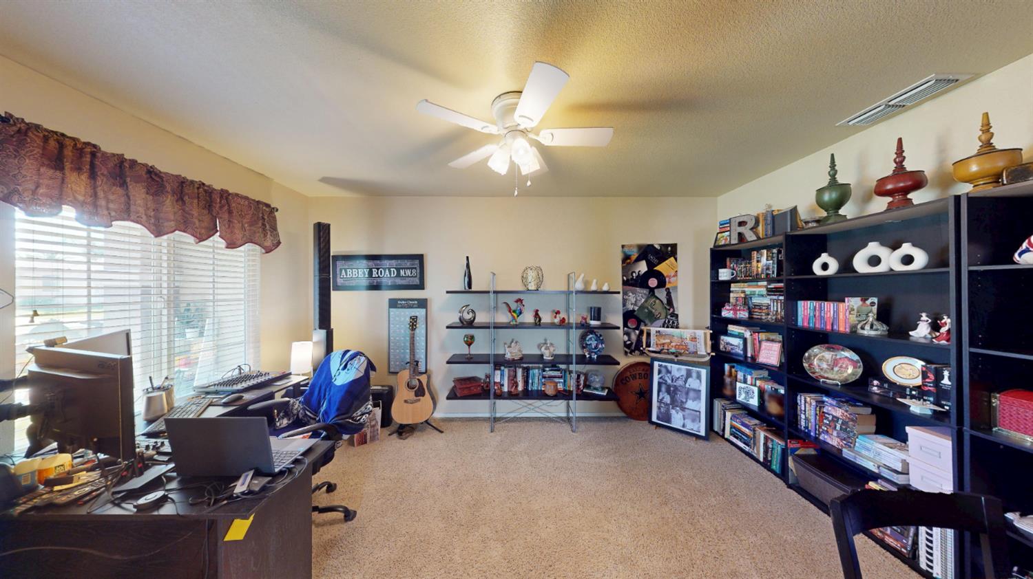 17 Walker Ranch Parkway Patterson, CA 95363 - Photo 6 of 35