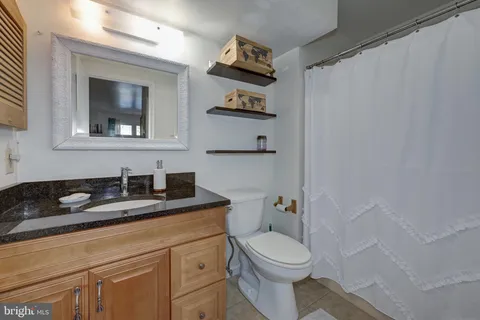 $269,999 | 375 Woodlake Drive, Marlton, NJ 08053