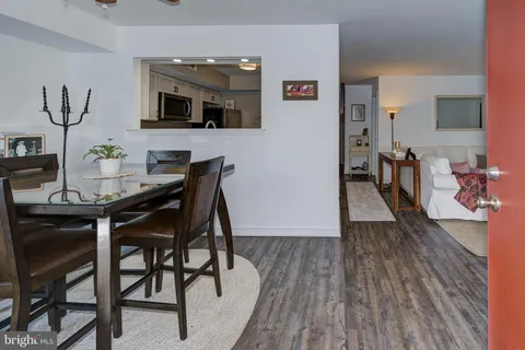 $269,999 | 375 Woodlake Drive, Marlton, NJ 08053