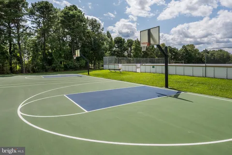 $269,999 | 375 Woodlake Drive, Marlton, NJ 08053