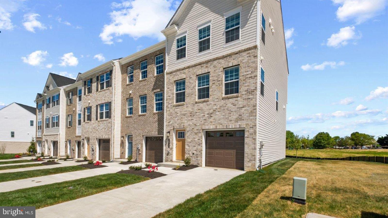 7513 Silver Thread Way Brandywine, MD 20613 - Photo 2 of 25 Gallery Image 2