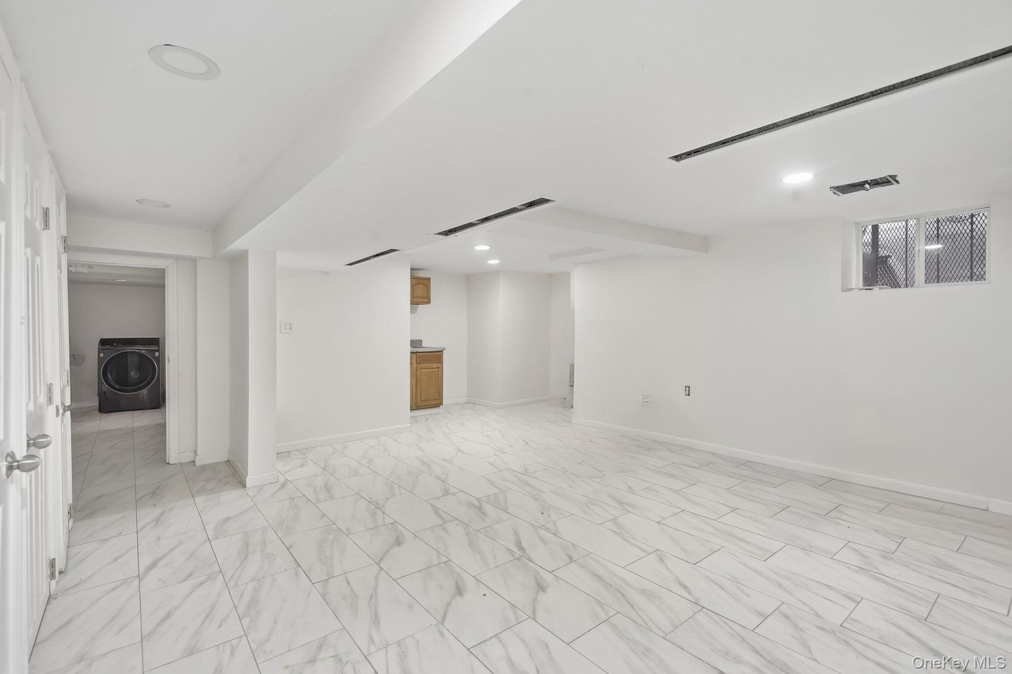 3340 Perry Avenue Bronx, NY 10467 - Photo 28 of 42 a view of an empty room